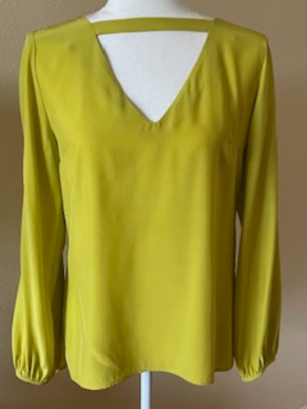 Amanda UpRichard Green Silk Blouse - Size Small